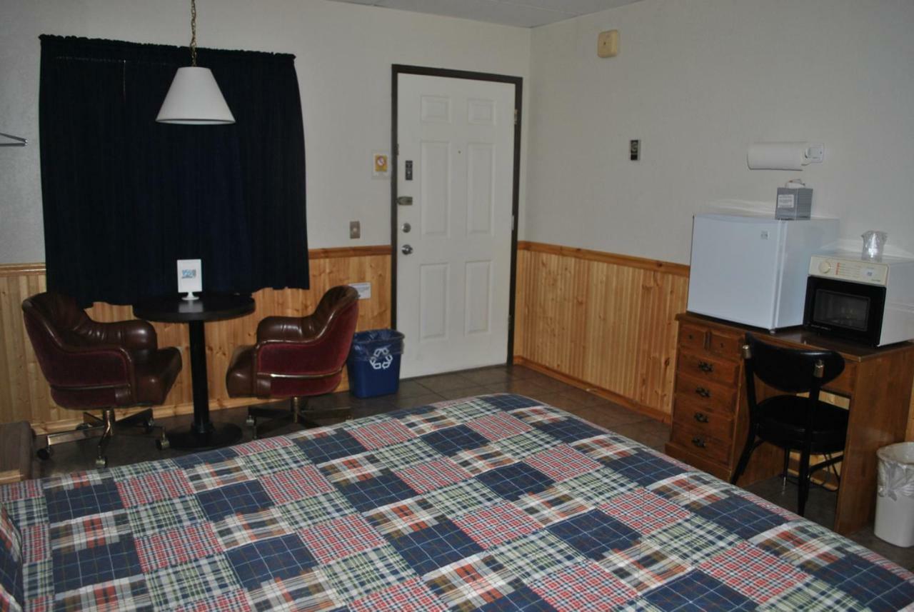 Aspen Inn Fort Klamath Exteriér fotografie