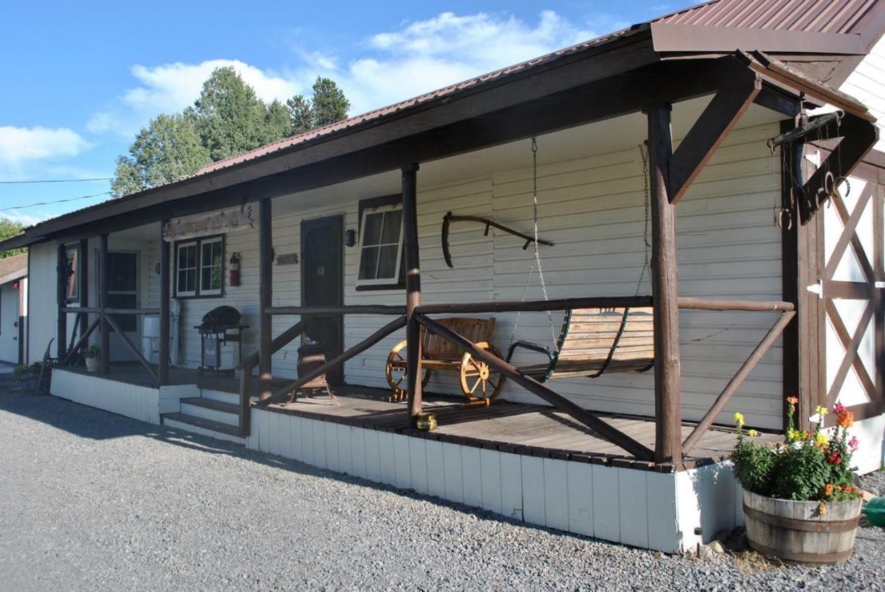 Aspen Inn Fort Klamath Exteriér fotografie