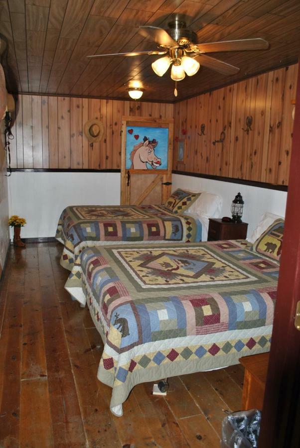 Aspen Inn Fort Klamath Exteriér fotografie